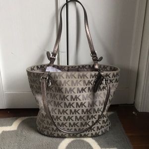 Michael Kors tote